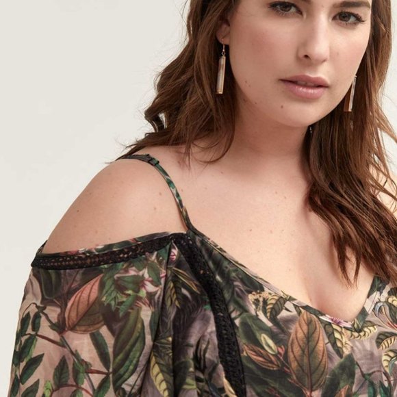 Brand New City Chic Tropical Print Maxi Dress - Picture 8 of 9